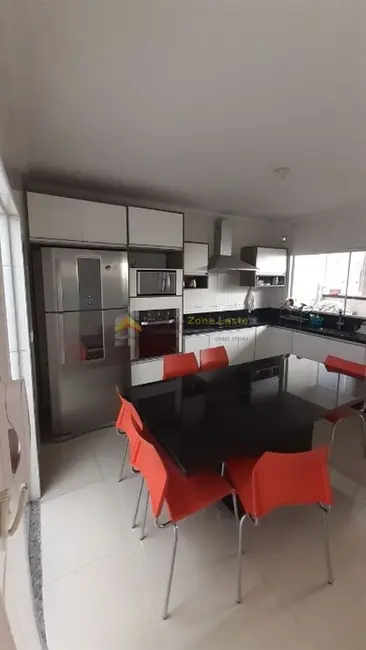 Foto 6 de Sobrado com 3 quartos à venda, 110m2 em Vila Dalila, São Paulo - SP