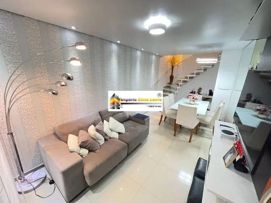 Sobrado com 2 quartos à venda, 75m2 em Vila Guilhermina, São Paulo - SP - imagem 2 Foto 2 de Sobrado com 2 quartos à venda, 75m2 em Vila Guilhermina, São Paulo - SP