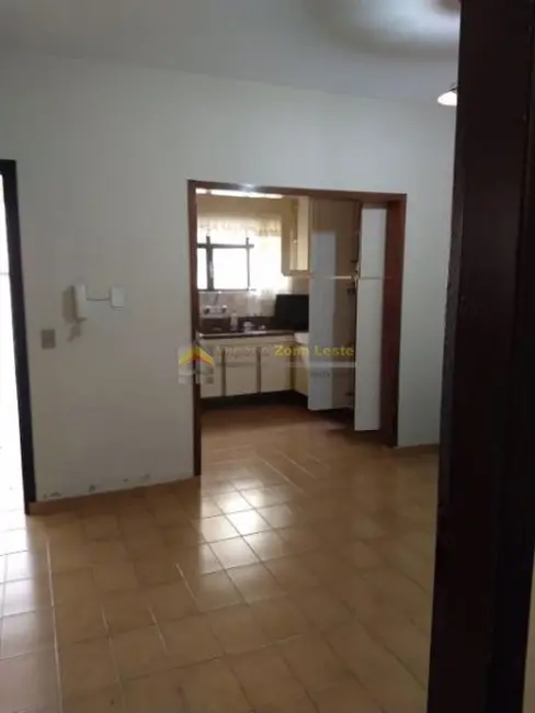 Foto 8 de Sobrado com 3 quartos à venda, 165m2 em Jardim Santa Clara, Guarulhos - SP