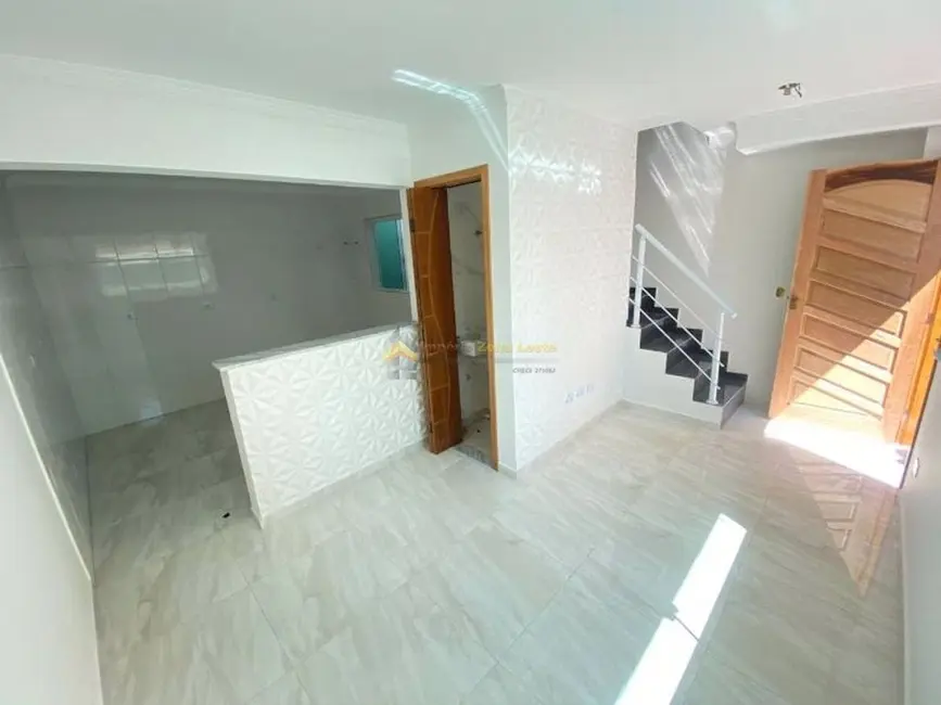 Foto 2 de Casa com 2 quartos à venda, 100m2 em Vila Santana, São Paulo - SP