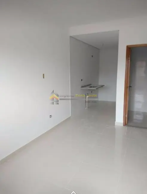 Foto 2 de Kitnet com 2 quartos à venda, 40m2 em Vila Nhocune, São Paulo - SP