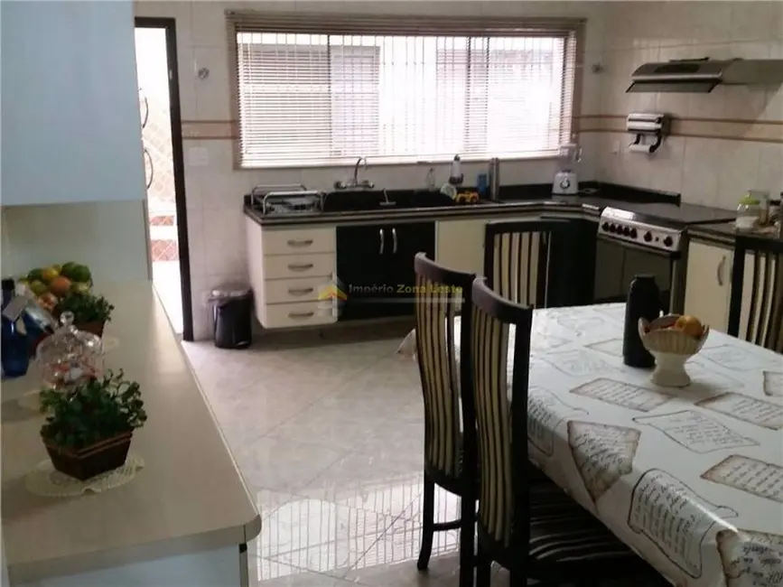 Foto 7 de Sobrado com 3 quartos à venda e para alugar, 161m2 em São Paulo - SP