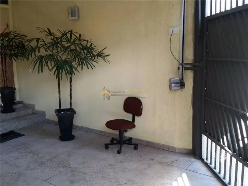 Foto 2 de Sobrado com 3 quartos à venda e para alugar, 161m2 em São Paulo - SP