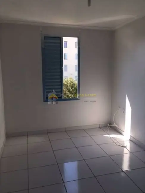 Apartamento com 2 quartos à venda, 43m2 em Conjunto Residencial José Bonifácio, São Paulo - SP - imagem 4 Foto 4 de Apartamento com 2 quartos à venda, 43m2 em Conjunto Residencial José Bonifácio, São Paulo - SP