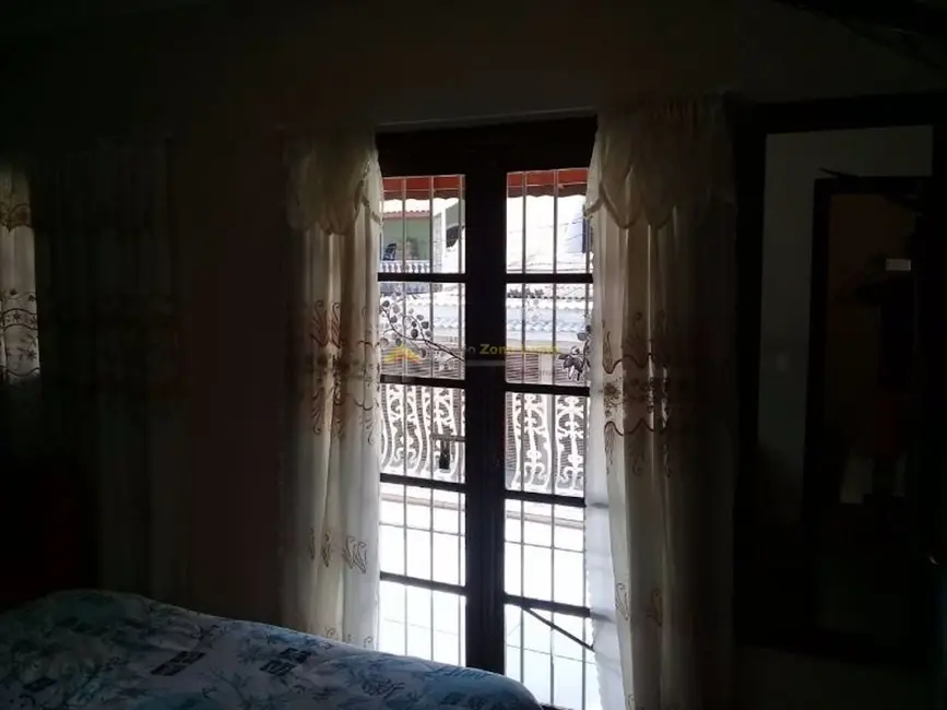 Sobrado com 3 quartos à venda, 162m2 em Conjunto Habitacional Barreira Grande, São Paulo - SP - imagem 6 Foto 6 de Sobrado com 3 quartos à venda, 162m2 em Conjunto Habitacional Barreira Grande, São Paulo - SP