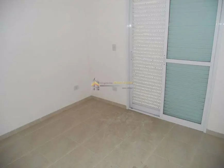 Foto 2 de Sobrado com 2 quartos à venda, 80m2 em Vila Invernada, São Paulo - SP