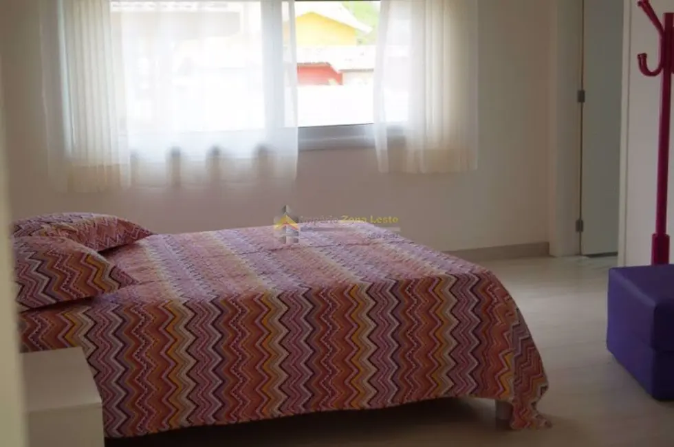 Foto 24 de Casa à venda, 530m2 em Guararema - SP