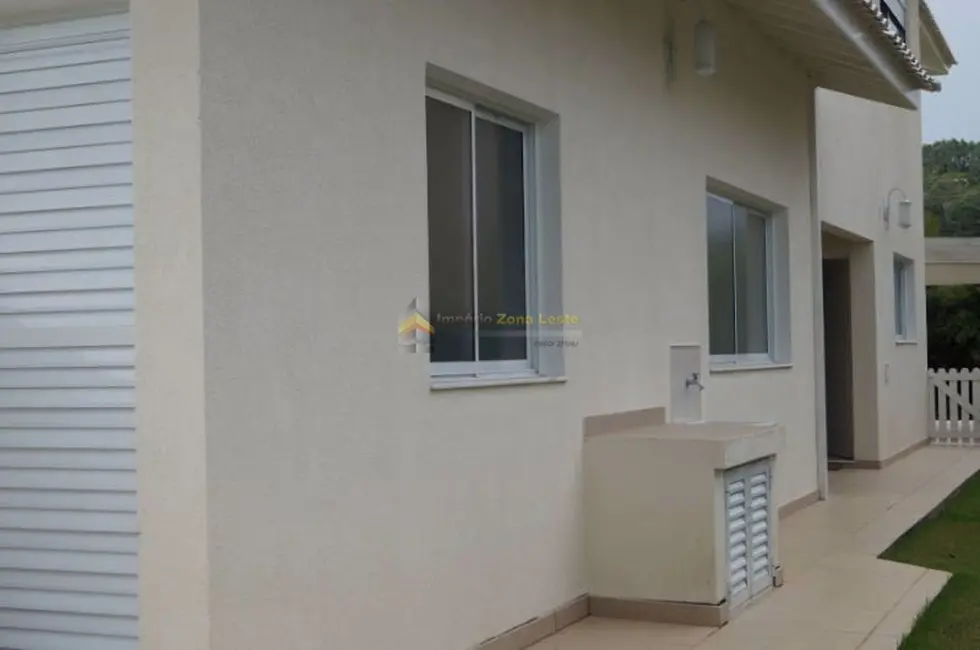 Foto 5 de Casa à venda, 530m2 em Guararema - SP