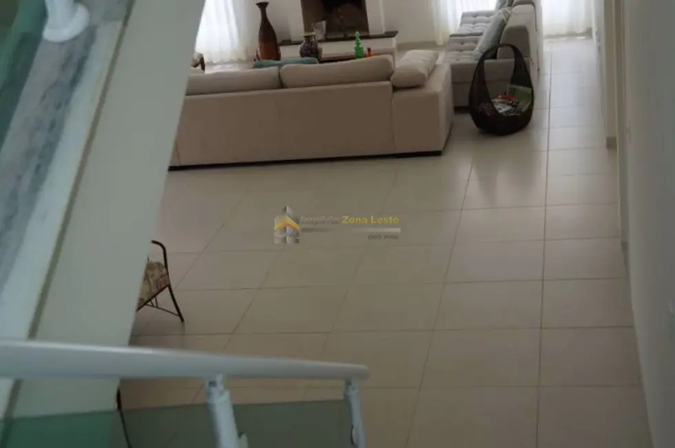 Foto 9 de Casa à venda, 530m2 em Guararema - SP