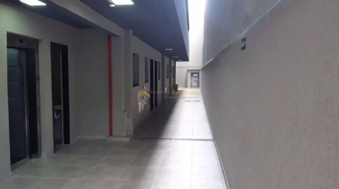 Foto 2 de Kitnet com 1 quarto à venda, 40m2 em Vila Antonina, São Paulo - SP