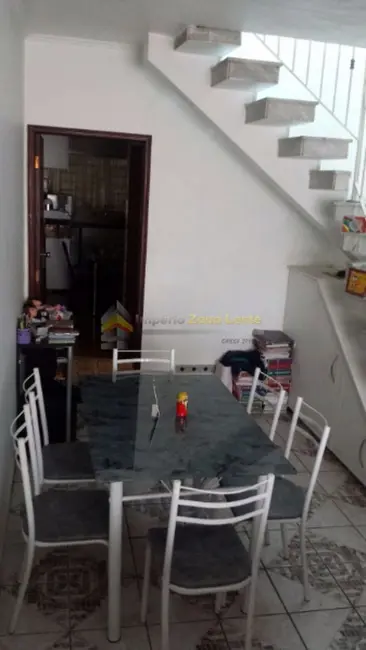 Sobrado com 3 quartos à venda, 125m2 em Jardim Santa Maria, São Paulo - SP - imagem 5 Foto 5 de Sobrado com 3 quartos à venda, 125m2 em Jardim Santa Maria, São Paulo - SP