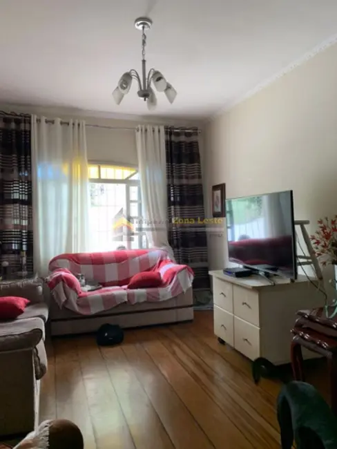 Sobrado com 3 quartos à venda, 287m2 em Vila Aricanduva, São Paulo - SP - imagem 6 Foto 6 de Sobrado com 3 quartos à venda, 287m2 em Vila Aricanduva, São Paulo - SP