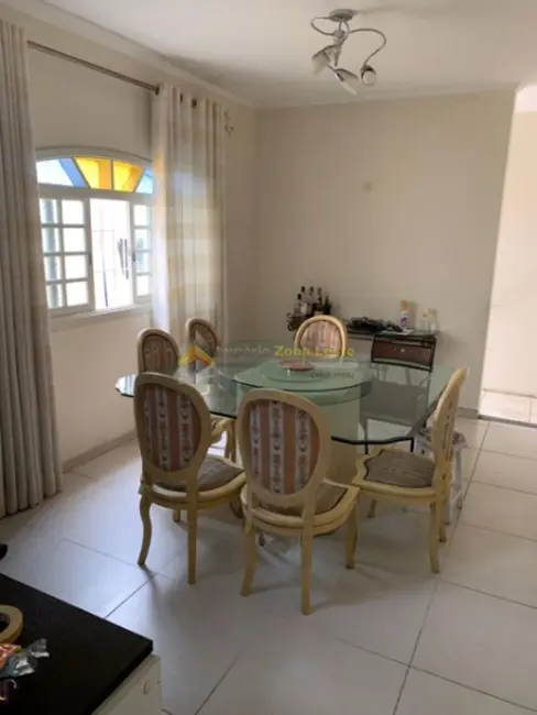 Sobrado com 3 quartos à venda, 287m2 em Vila Aricanduva, São Paulo - SP - imagem 7 Foto 7 de Sobrado com 3 quartos à venda, 287m2 em Vila Aricanduva, São Paulo - SP