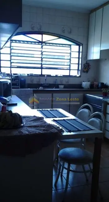 Casa com 3 quartos à venda, 240m2 em Vila Ré, São Paulo - SP - imagem 4 Foto 4 de Casa com 3 quartos à venda, 240m2 em Vila Ré, São Paulo - SP