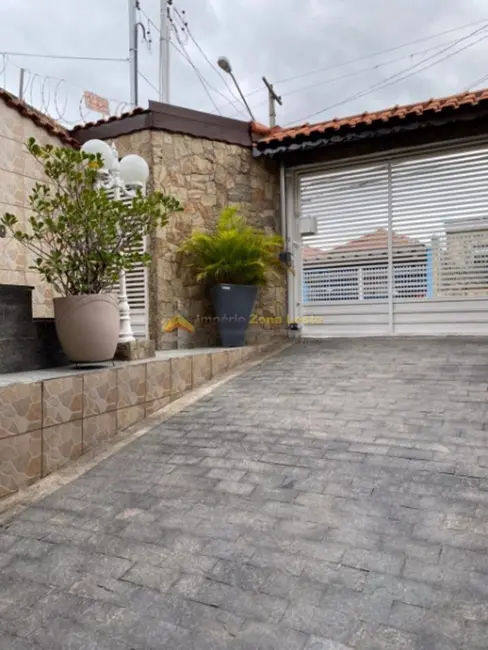 Foto 2 de Casa com 3 quartos à venda, 240m2 em Vila Franci, São Paulo - SP