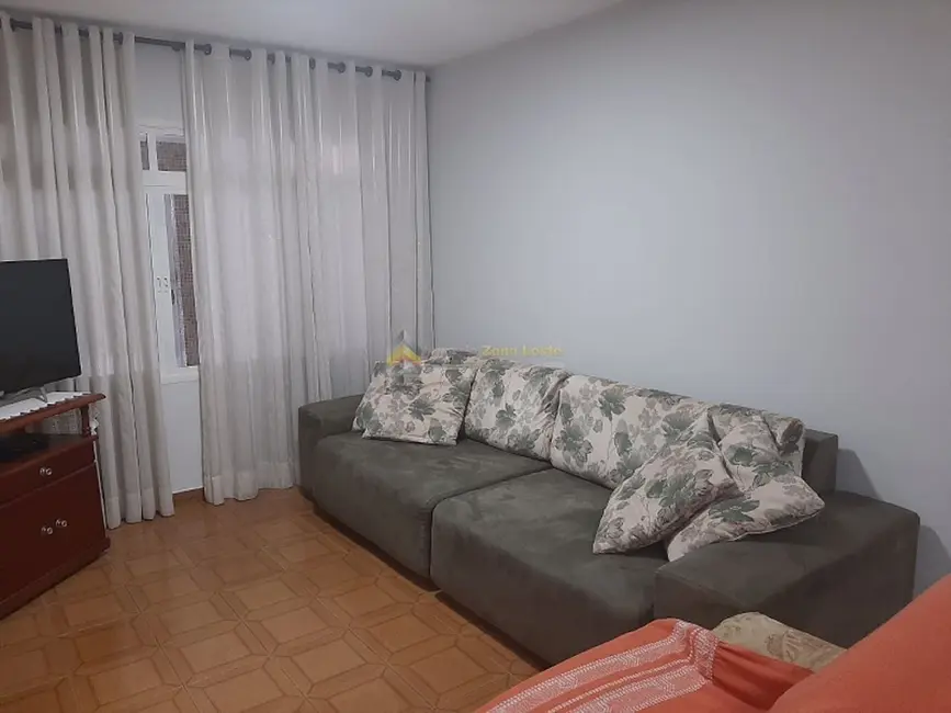 Foto 3 de Sobrado com 3 quartos à venda e para alugar, 200m2 em Chácara Seis de Outubro, São Paulo - SP