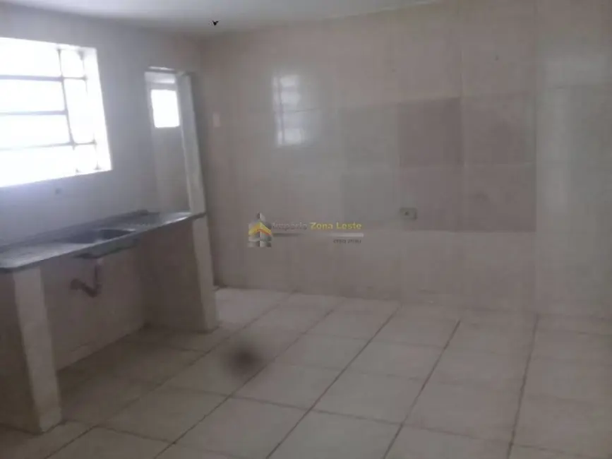 Foto 3 de Casa com 1 quarto para alugar, 65m2 em Vila Carrão, São Paulo - SP