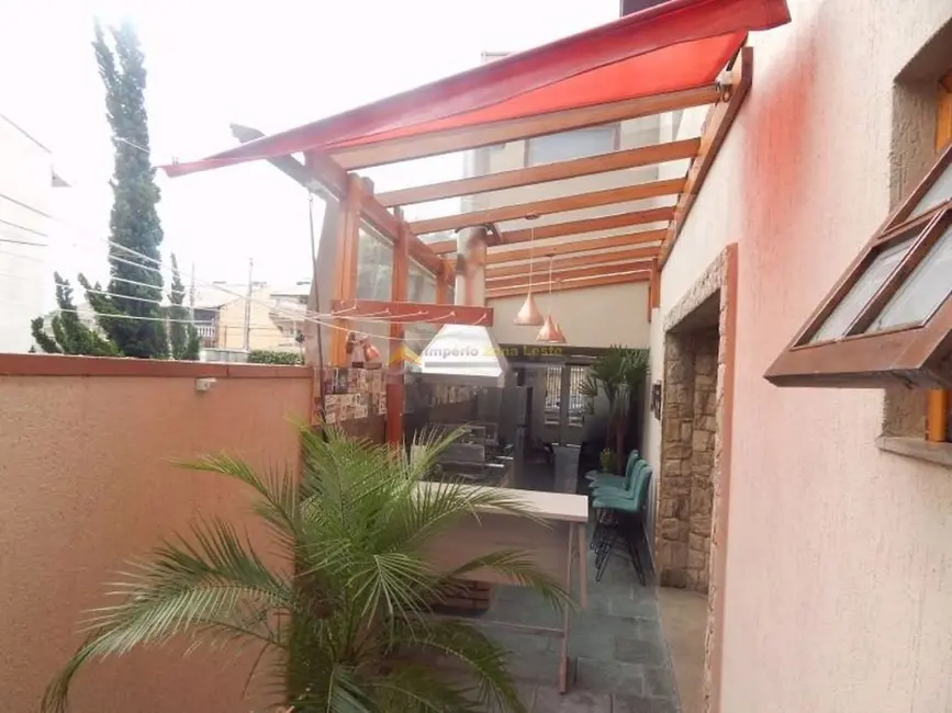 Sobrado com 4 quartos à venda, 200m2 em Vila Matilde, São Paulo - SP - imagem 8 Foto 8 de Sobrado com 4 quartos à venda, 200m2 em Vila Matilde, São Paulo - SP