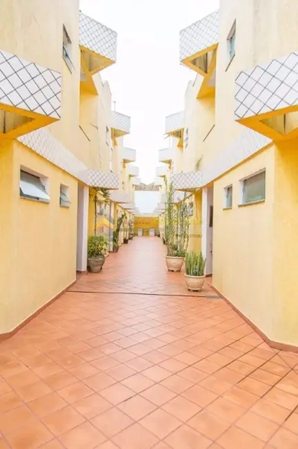 Foto 4 de Sobrado com 3 quartos à venda, 100m2 em Vila Paranaguá, São Paulo - SP