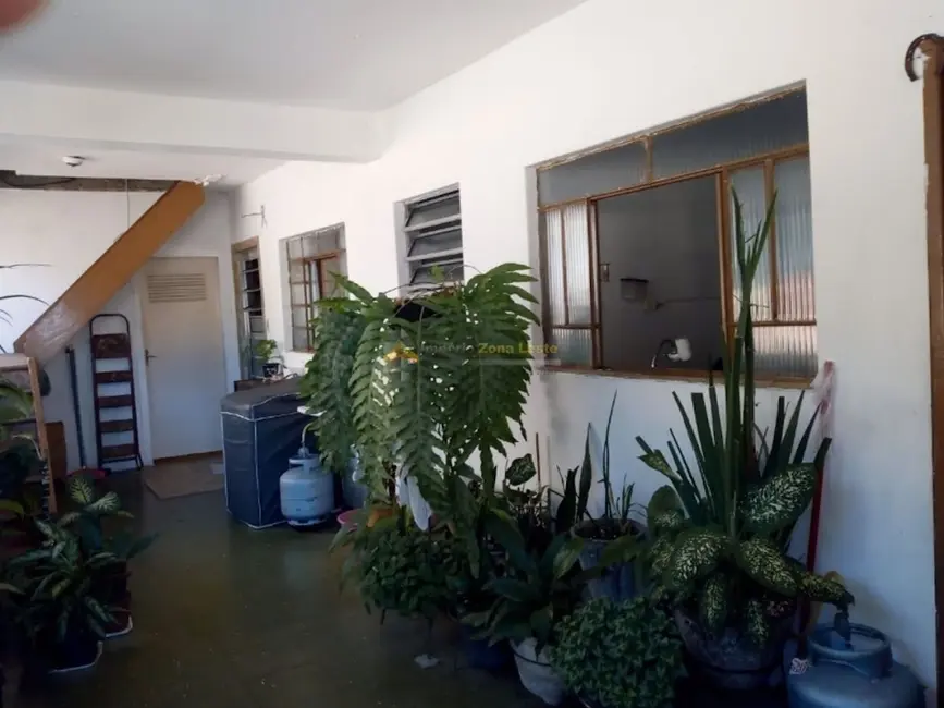 Sobrado com 2 quartos à venda, 200m2 em Jardim Colorado, São Paulo - SP - imagem 2 Foto 2 de Sobrado com 2 quartos à venda, 200m2 em Jardim Colorado, São Paulo - SP