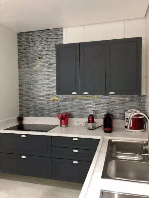 Sobrado com 3 quartos à venda, 200m2 em Vila Santana, São Paulo - SP - imagem 4 Foto 4 de Sobrado com 3 quartos à venda, 200m2 em Vila Santana, São Paulo - SP