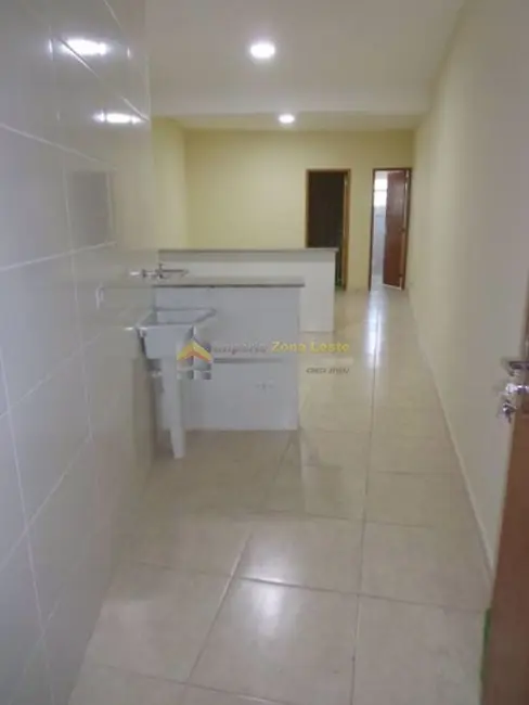 Foto 2 de Kitnet com 1 quarto para alugar, 32m2 em Cidade Líder, São Paulo - SP