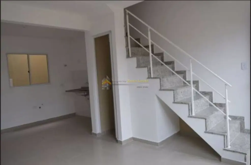 Sobrado com 2 quartos à venda, 70m2 em Cidade Líder, São Paulo - SP - imagem 2 Foto 2 de Sobrado com 2 quartos à venda, 70m2 em Cidade Líder, São Paulo - SP