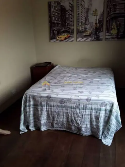 Sobrado com 3 quartos à venda, 223m2 em Vila Antonieta, São Paulo - SP - imagem 9 Foto 9 de Sobrado com 3 quartos à venda, 223m2 em Vila Antonieta, São Paulo - SP