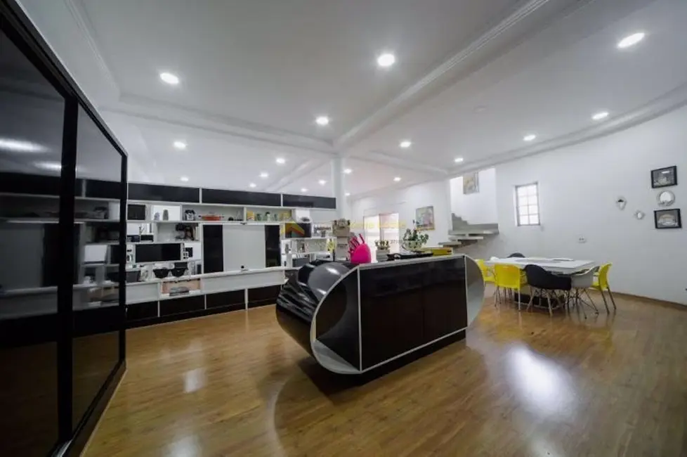 Sobrado com 2 quartos à venda, 200m2 em Jardim Hercilia, São Paulo - SP - imagem 3 Foto 3 de Sobrado com 2 quartos à venda, 200m2 em Jardim Hercilia, São Paulo - SP