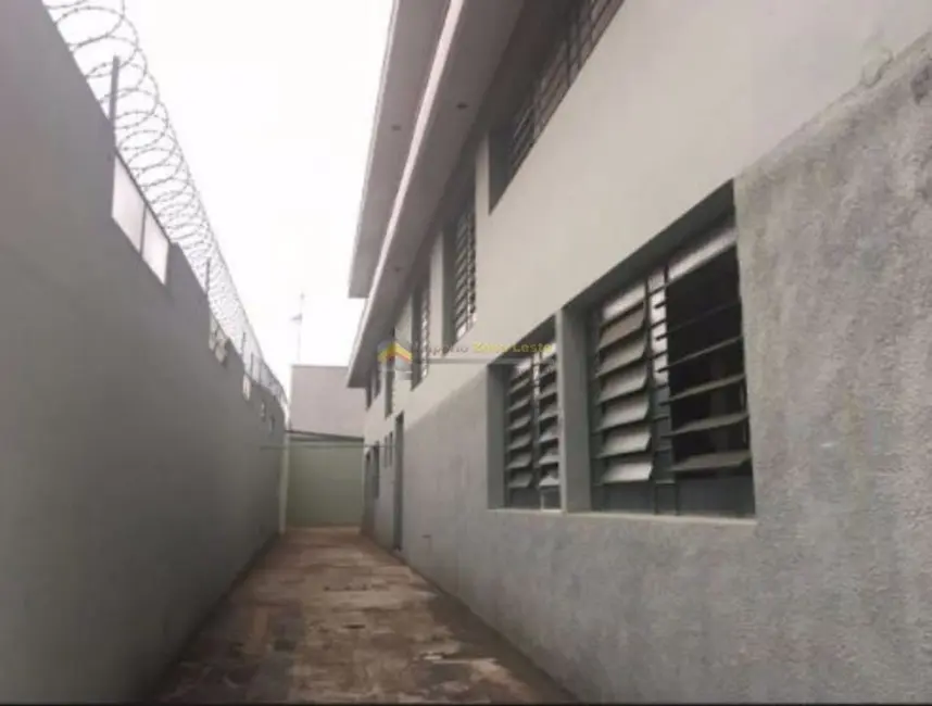 Foto 2 de Armazém / Galpão à venda, 800m2 em Vila Nova York, São Paulo - SP