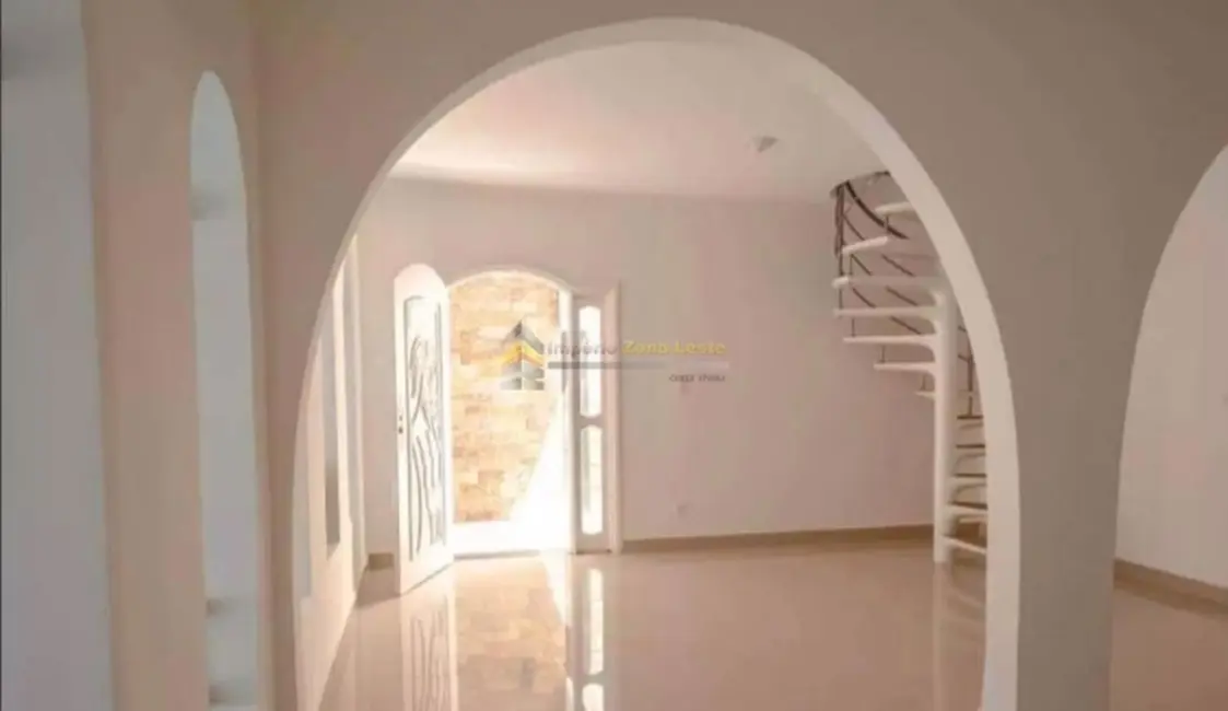 Foto 3 de Sobrado com 3 quartos à venda, 200m2 em Vila Antonieta, São Paulo - SP