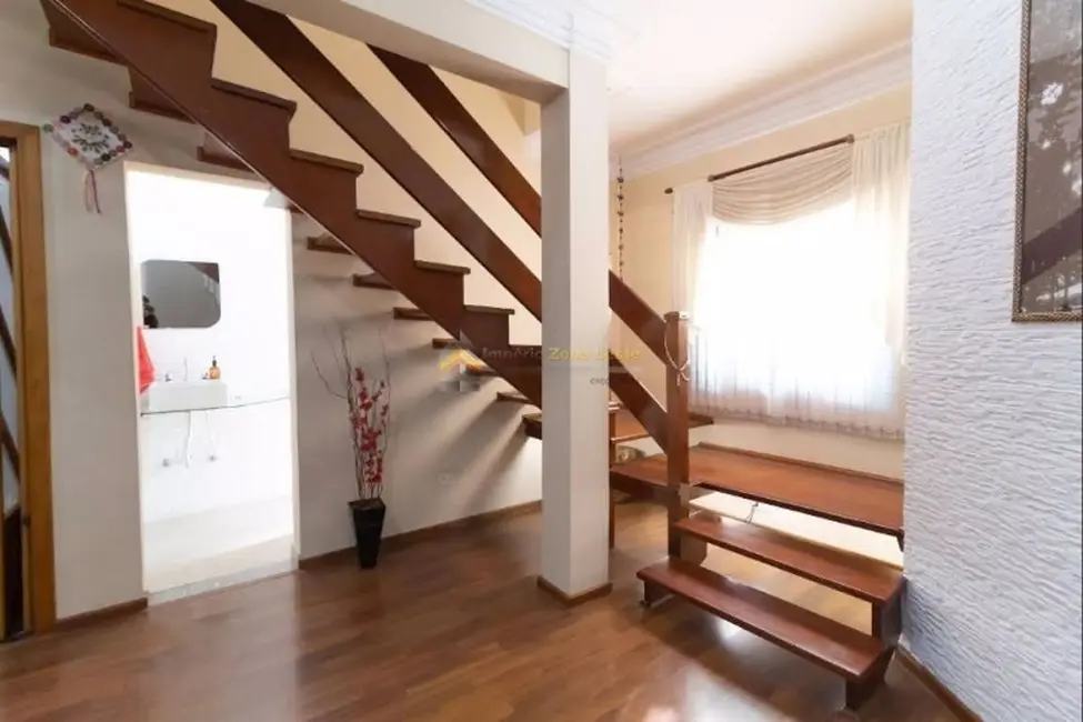 Foto 5 de Sobrado com 4 quartos para alugar, 230m2 em Jardim Belém, São Paulo - SP