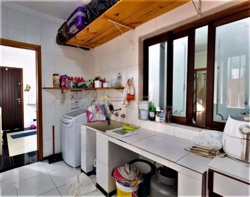 Foto 7 de Sobrado com 4 quartos para alugar, 230m2 em Jardim Belém, São Paulo - SP