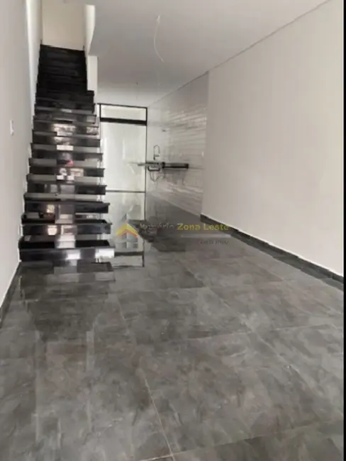 Sobrado com 3 quartos à venda, 125m2 em Vila Carrão, São Paulo - SP - imagem 3 Foto 3 de Sobrado com 3 quartos à venda, 125m2 em Vila Carrão, São Paulo - SP