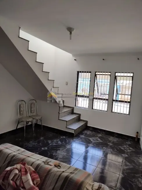 Sobrado com 4 quartos à venda, 160m2 em Cidade Patriarca, São Paulo - SP - imagem 8 Foto 8 de Sobrado com 4 quartos à venda, 160m2 em Cidade Patriarca, São Paulo - SP