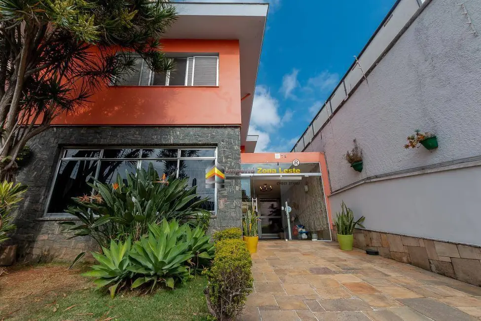 Sobrado com 3 quartos à venda e para alugar, 400m2 em Tatuapé, São Paulo - SP - imagem 3 Foto 3 de Sobrado com 3 quartos à venda e para alugar, 400m2 em Tatuapé, São Paulo - SP