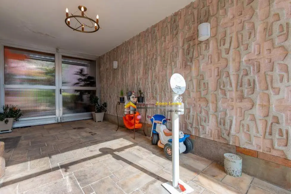 Sobrado com 3 quartos à venda e para alugar, 400m2 em Tatuapé, São Paulo - SP - imagem 5 Foto 5 de Sobrado com 3 quartos à venda e para alugar, 400m2 em Tatuapé, São Paulo - SP