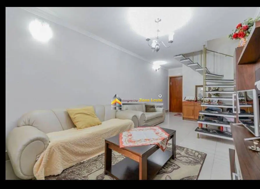 Sobrado com 2 quartos à venda, 200m2 em Vila Pierina, São Paulo - SP - imagem 2 Foto 2 de Sobrado com 2 quartos à venda, 200m2 em Vila Pierina, São Paulo - SP