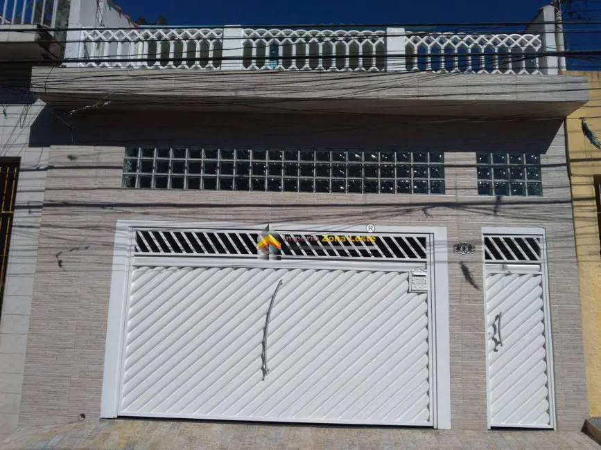 Foto 2 de Casa com 2 quartos à venda, 130m2 em Conjunto Residencial José Bonifácio, São Paulo - SP