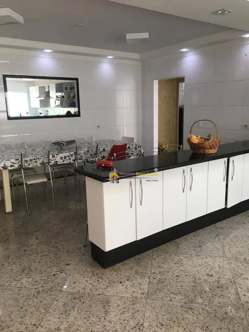 Casa com 3 quartos à venda, 430m2 em Vila Guilhermina, São Paulo - SP - imagem 2 Foto 2 de Casa com 3 quartos à venda, 430m2 em Vila Guilhermina, São Paulo - SP