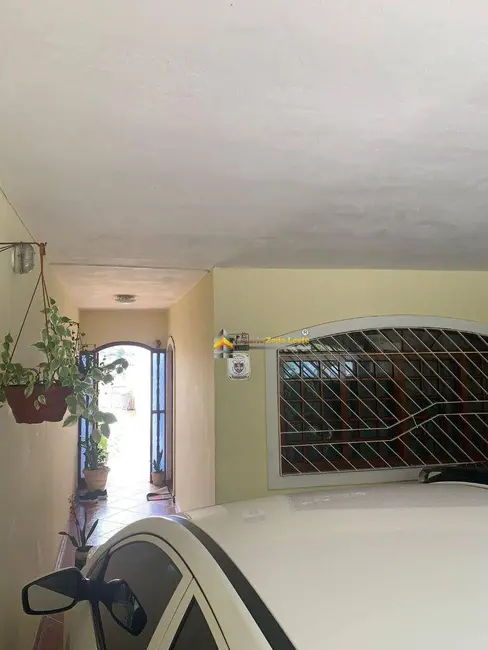 Sobrado com 3 quartos à venda, 145m2 em Chácara Belenzinho, São Paulo - SP - imagem 2 Foto 2 de Sobrado com 3 quartos à venda, 145m2 em Chácara Belenzinho, São Paulo - SP