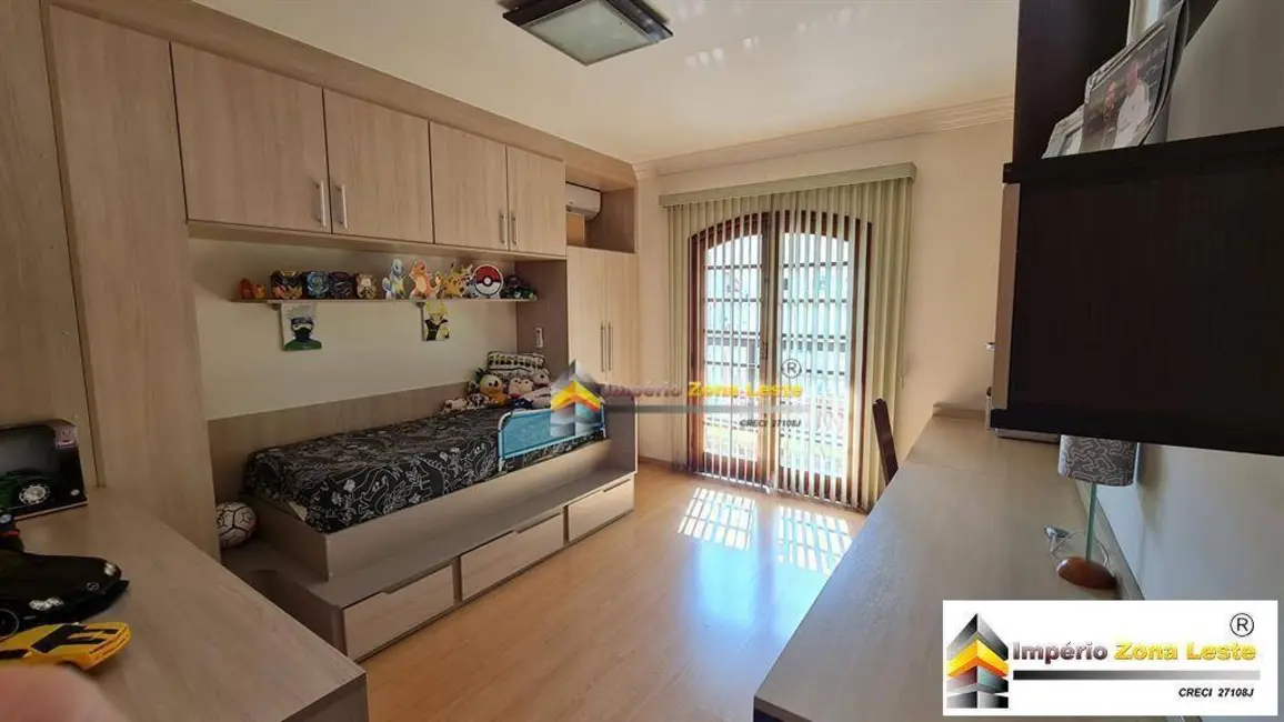 Foto 9 de Sobrado com 3 quartos à venda, 300m2 em Vila Costa Melo, São Paulo - SP