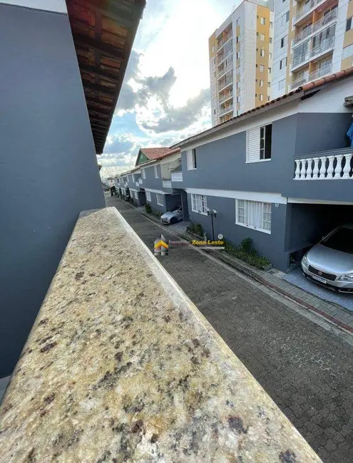 Sobrado com 3 quartos à venda, 85m2 em Jardim Lisboa, São Paulo - SP - imagem 2 Foto 2 de Sobrado com 3 quartos à venda, 85m2 em Jardim Lisboa, São Paulo - SP