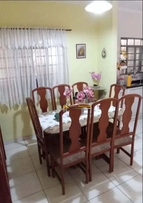 Casa com 6 quartos à venda, 264m2 em Vila Carrão, São Paulo - SP - imagem 4 Foto 4 de Casa com 6 quartos à venda, 264m2 em Vila Carrão, São Paulo - SP