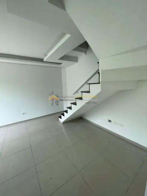 Foto 8 de Sobrado com 2 quartos para alugar, 100m2 em Burgo Paulista, São Paulo - SP