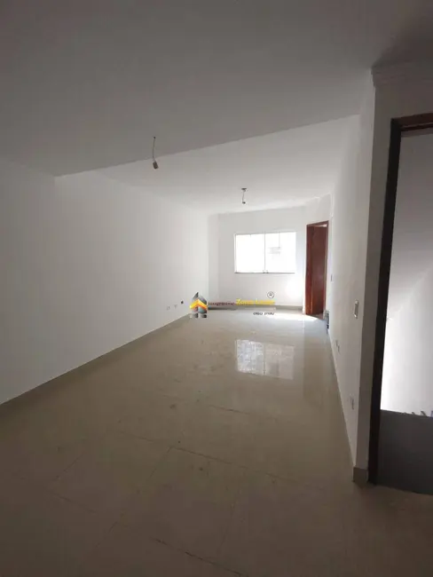 Sobrado com 3 quartos à venda, 121m2 em Vila Buenos Aires, São Paulo - SP - imagem 1 Foto 1 de Sobrado com 3 quartos à venda, 121m2 em Vila Buenos Aires, São Paulo - SP