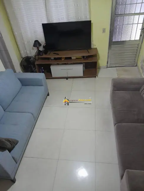 Sobrado com 2 quartos à venda, 300m2 em Vila Pierina, São Paulo - SP - imagem 3 Foto 3 de Sobrado com 2 quartos à venda, 300m2 em Vila Pierina, São Paulo - SP