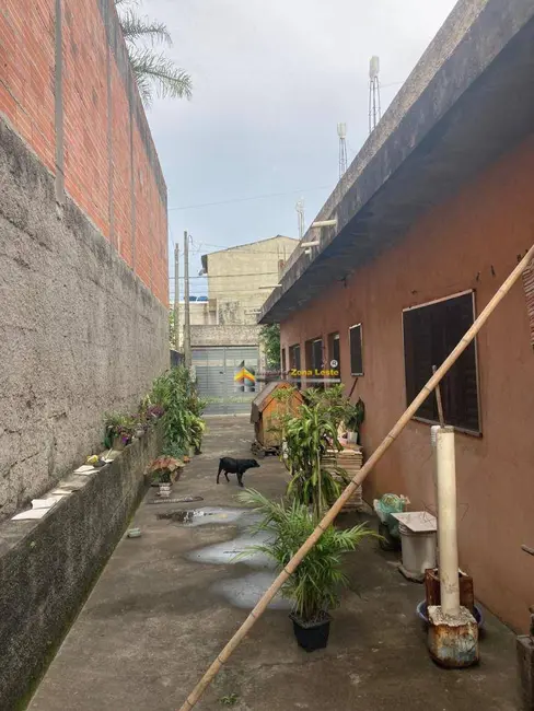 Foto 2 de Casa com 2 quartos à venda, 200m2 em Jardim Horto do Ipê, Itaquaquecetuba - SP
