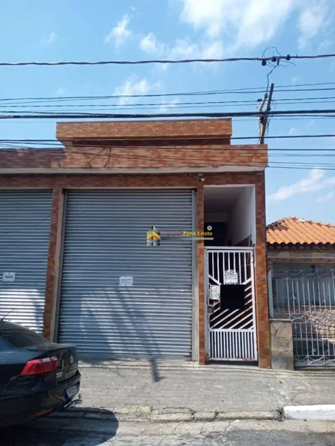 Foto 1 de Sobrado com 2 quartos para alugar, 200m2 em Vila Marieta, São Paulo - SP