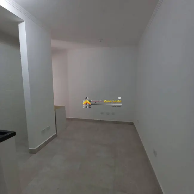 Foto 3 de Apartamento com 1 quarto para alugar, 29m2 em Vila Santana, São Paulo - SP